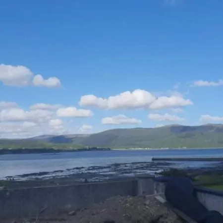 Amazing 3 Bed Sleeps 10 Meadow View House Omeath *