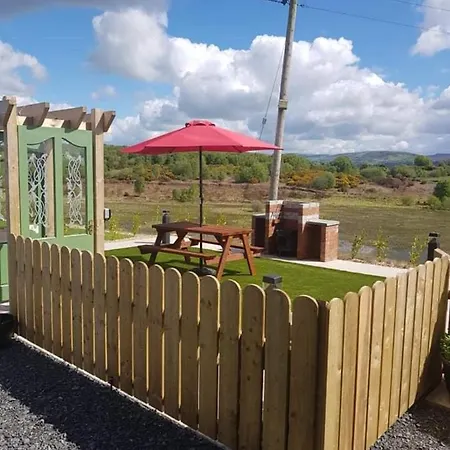 Amazing 3 Bed Sleeps 10 Meadow View House Omeath *