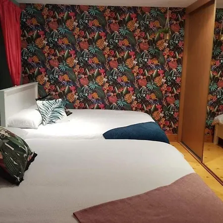Amazing 3 Bed Sleeps 10 Meadow View House Omeath Vakantiehuis *