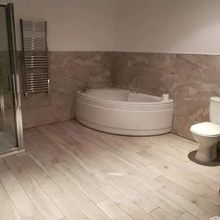 Amazing 3 Bed Sleeps 10 Meadow View House Omeath Vakantiehuis