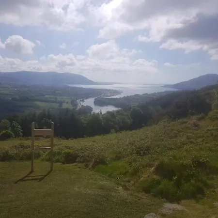 Amazing 3 Bed Sleeps 10 Meadow View House Omeath * O Meith