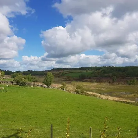 Amazing 3 Bed Sleeps 10 Meadow View House Omeath * O Meith